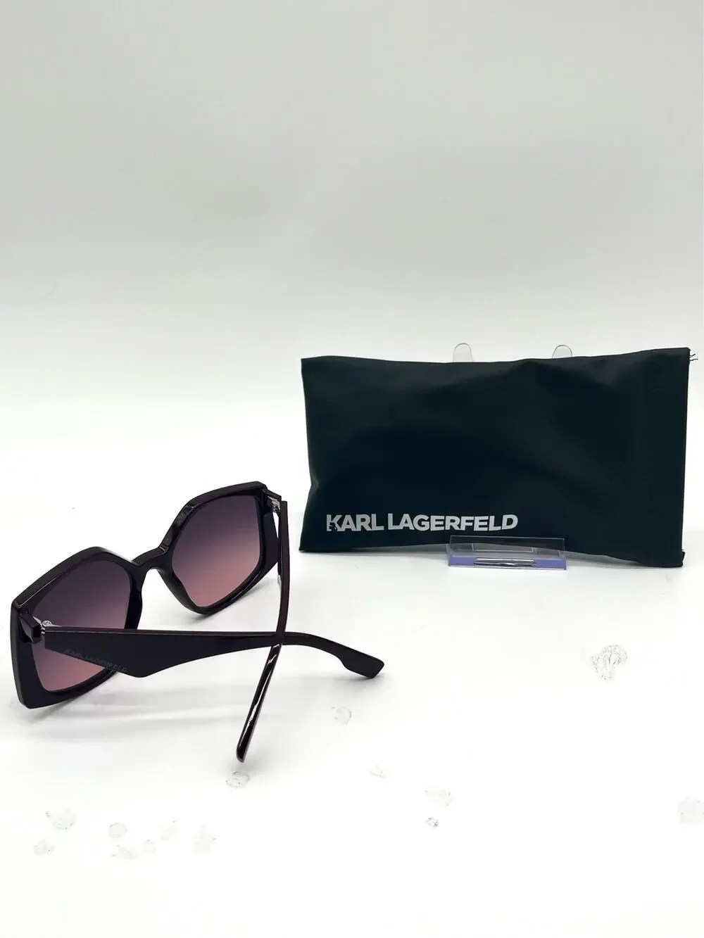 KARL LAGERFELD NWOT Burgundy Sunglasses and Case, Rectangular Frames
